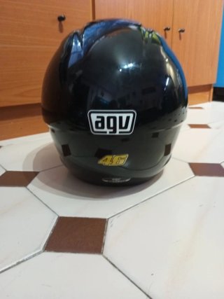 Casco de moto AGV negro