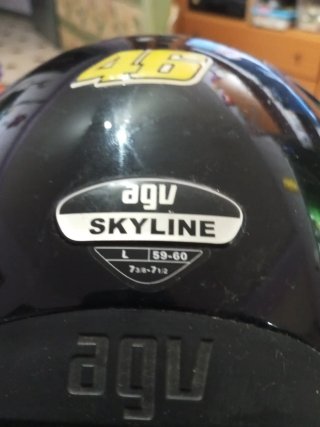 Casco de moto AGV negro