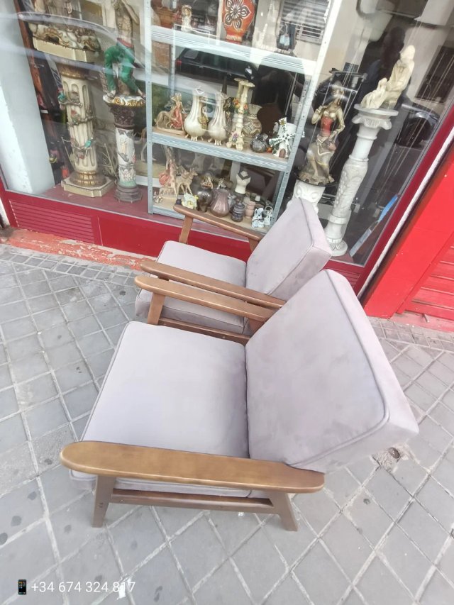 Conjunto 2 Sillones Madera y Tela Gris