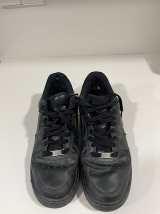 Nike Air Force 1 Negras