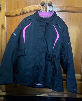 Chaqueta Moto Mujer Negra y Rosa