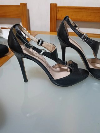 Zapatos de tacón ROSS negros y otros más