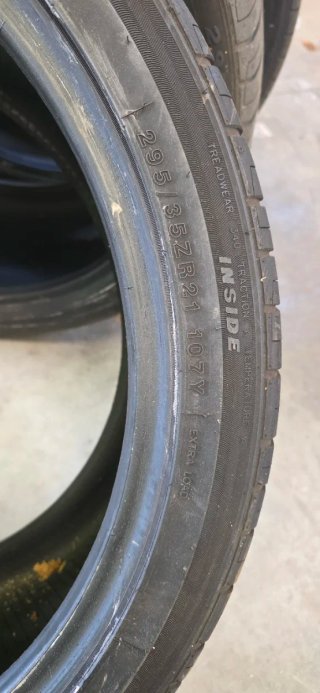Neumáticos 295/35 R21
