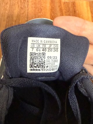 Zapatillas Adidas VS Pace. Azules y blancas