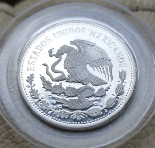 Escasos y preciosos 50 pesos plata PROOF Mundial86