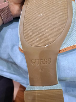 Sandalias Guess
