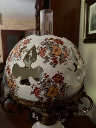 Lámpara de mesa cerámica floral