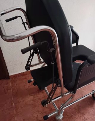 Sillón de baño negro