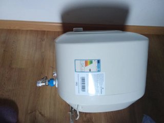 Termo Eléctrico Agua Emelson 15L