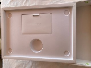 Caja MacBook Air 512GB