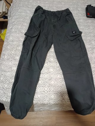 Pantalones cargo verdes