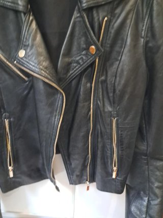Cazadora Biker Piel Stradivarius Talla L