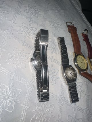 Lote 4 Relojes (Plata y Marrón)