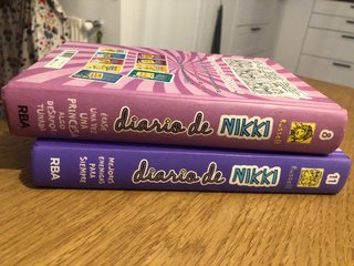 Libros 8 y 11 Los Diarios de Nikki