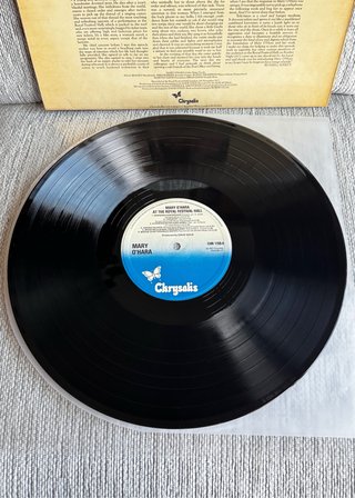 Lote de 2 vinilos de Mary O’Hara