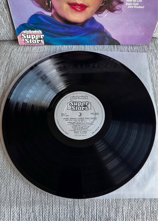 Lote de 2 vinilos de Mary O’Hara