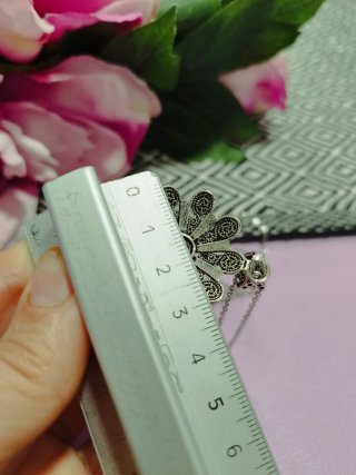 Catenina con ciondolo stile sardo