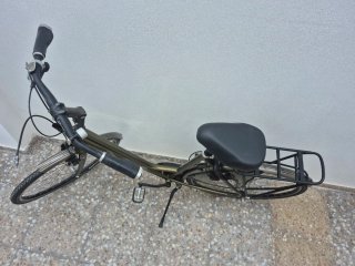 Bicicleta urbana verde