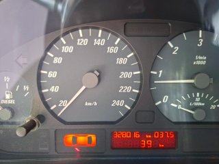 BMW serie 3 330  e46 2005