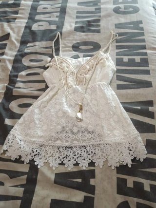 Ropa chica sin estrenar y un uso