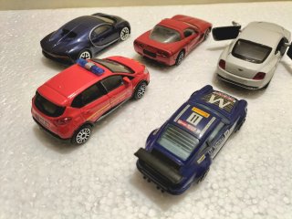 Set 5 auto varie marche Bburago 1/43