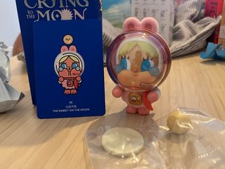 Pop Mart The Rabbit on the Moon figura