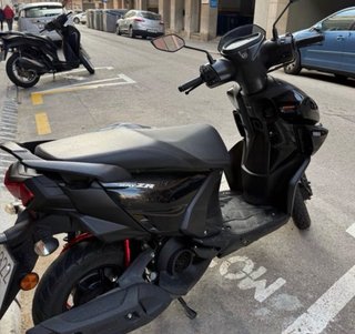 Yamaha RayZR 2024 Scooter Negro