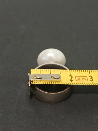 Anillo antiguo con perla