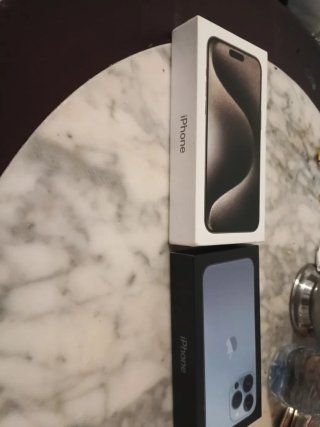 2 Cajas iPhone Apple