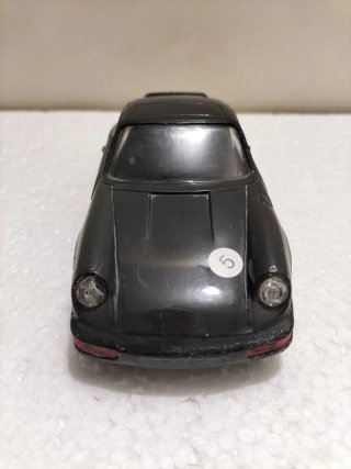 Porsche 911 Carrera Deluxe no Bburago 1/24