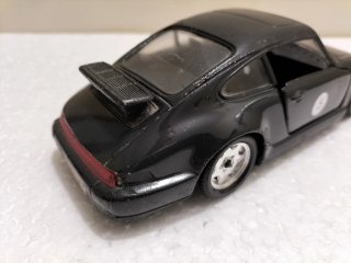 Porsche 911 Carrera Deluxe no Bburago 1/24