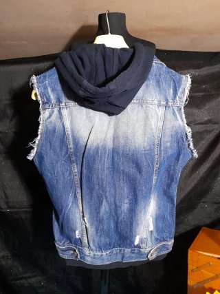Gilet di jeans con cappuccio