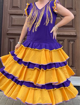 Traje de Flamenca con sus flecos T.44-46-48