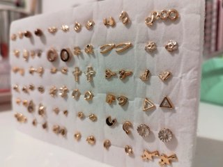 Pack de accesorios | 6 anillos + 44 pendientes