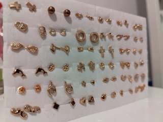 Pack de accesorios | 6 anillos + 44 pendientes