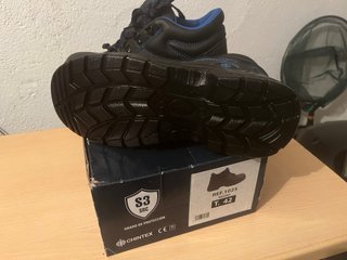 Calzado de Seguridad CHINTEX Negro/Azul Talla 42