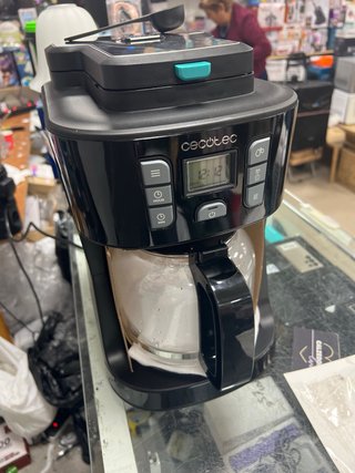 Cafetera Cecotec Coffee 66 Grind & Drop