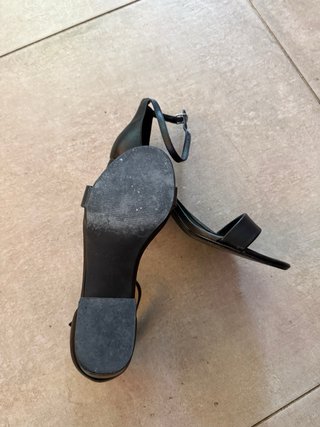 Sandalo con tacco Amazon Essentials nero