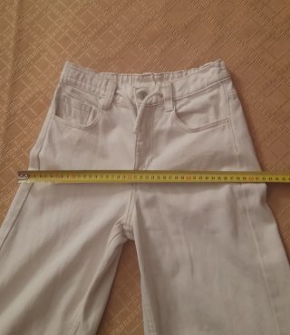 Jeans Zara bambina color panna