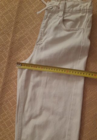Jeans Zara bambina color panna