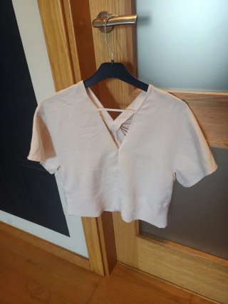 Top- Blusa Mango