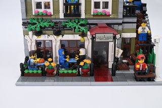 LEGO 10243 Ristorante Parigino + Luci