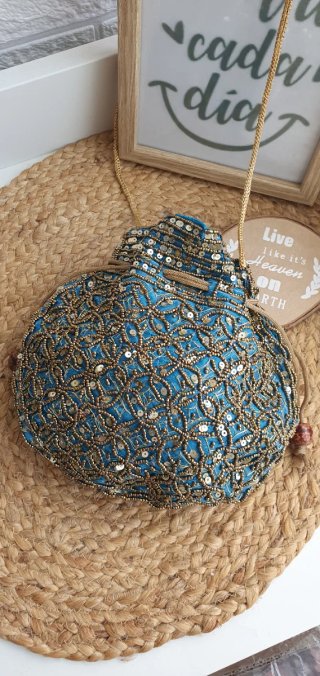 Bolso bombonera azul y dorado