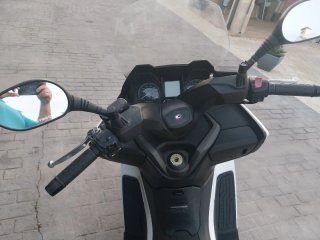 Kymco 300 Maxi Scooter 2016 Blanca
