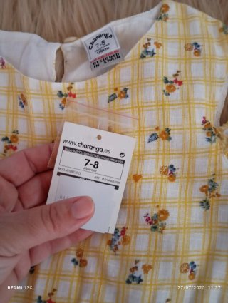 Vestido de niña amarillo con flores marca Charanga