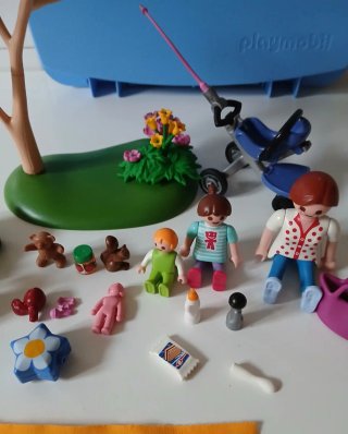Playmobil Maletín Pícnic Familiar 9103