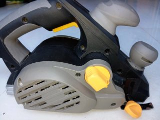 Cepillo eléctrico para madera JELLAS