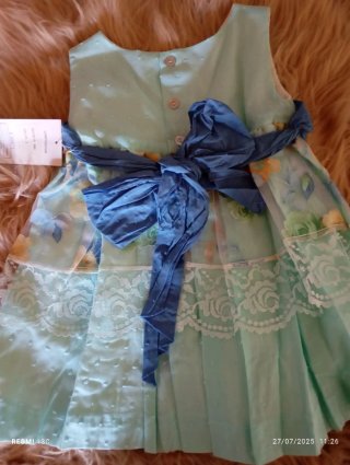 Vestido de niña floral azul la nuevo a estrenar