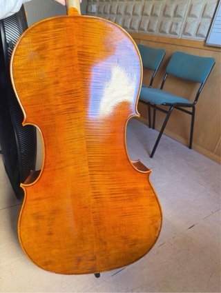 Violonchelo 4/4  y arco