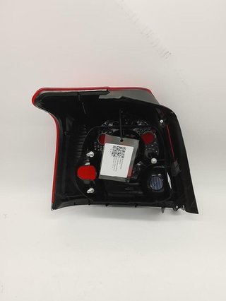 Piloto tras der 8155105140 toyota avensis 1512